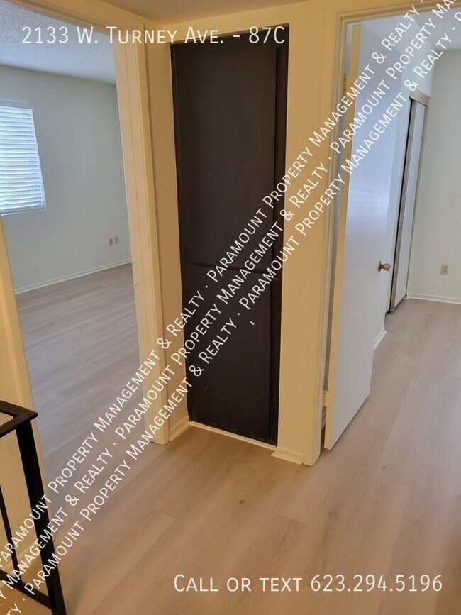 Building Photo - 2133 W Turney Ave