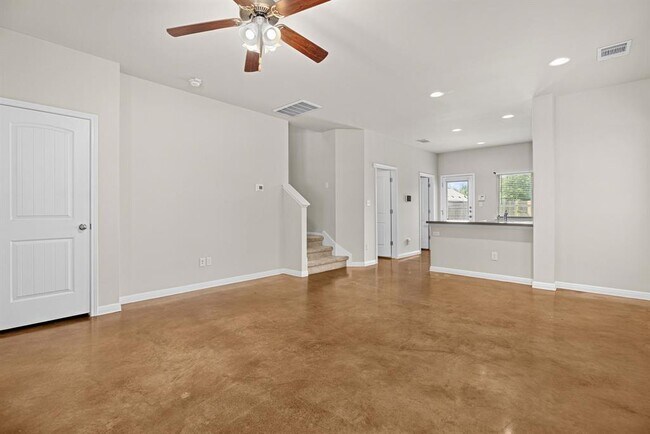 Building Photo - 4607 Graceful Ln