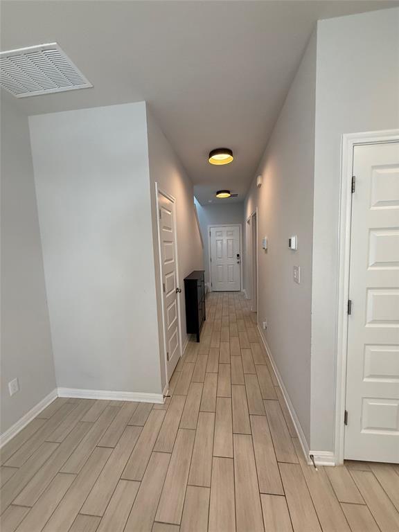 Building Photo - 1720 Artesian Spgs Xing