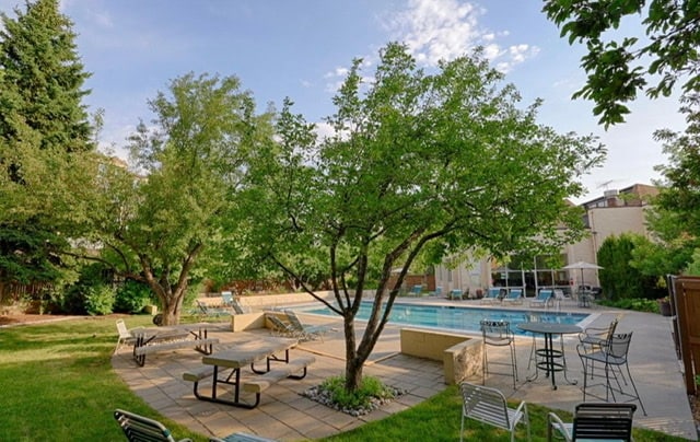 Building Photo - 6980 E Girard Ave