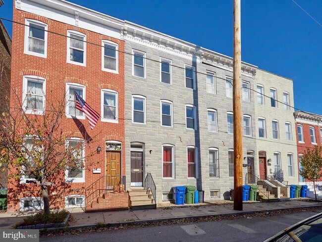 Building Photo - 762 Carroll St