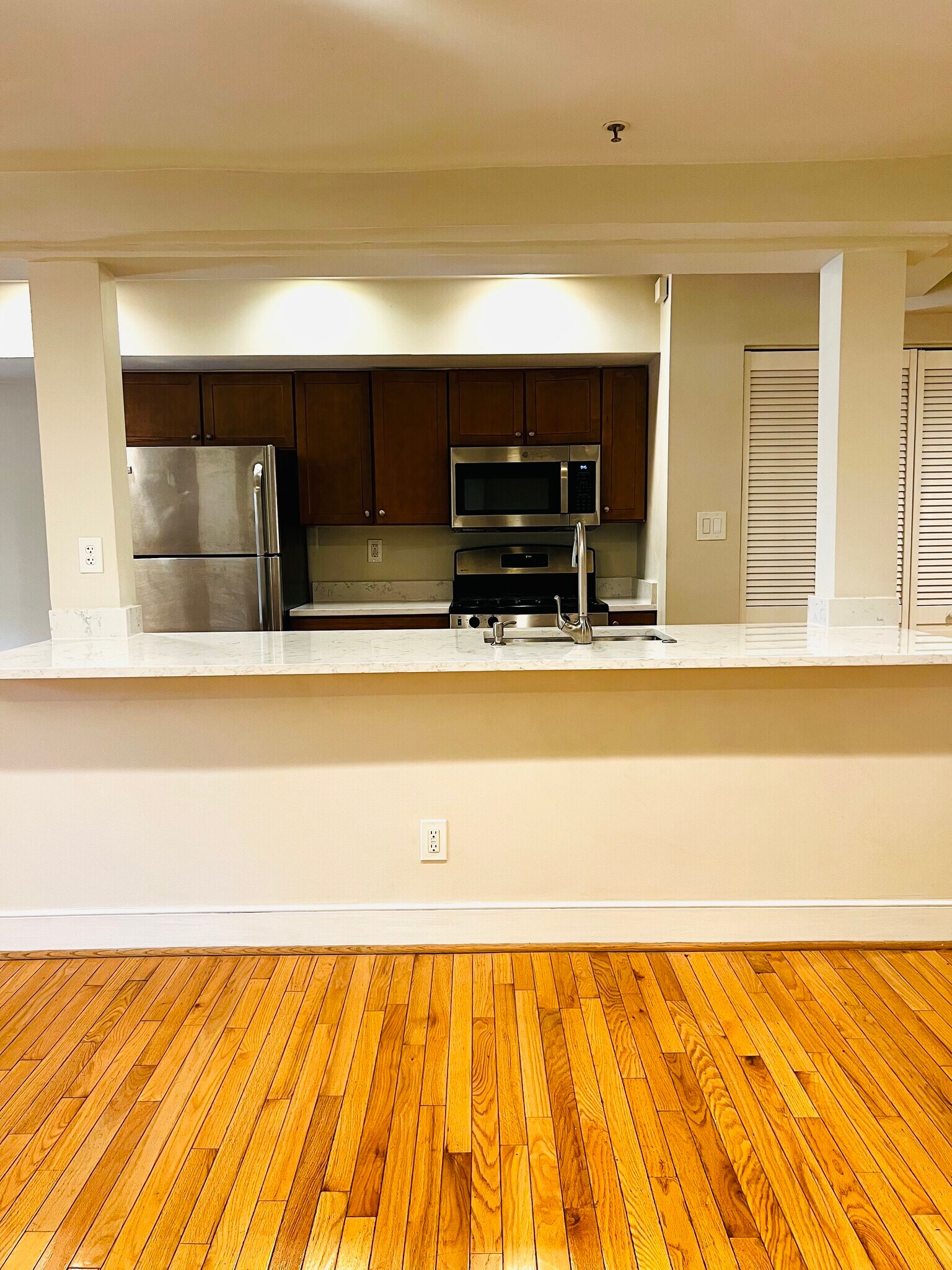 Building Photo - 1305 Clifton St NW