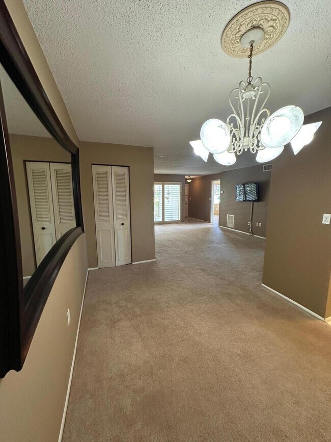 Building Photo - 12104 FL A1AAlt