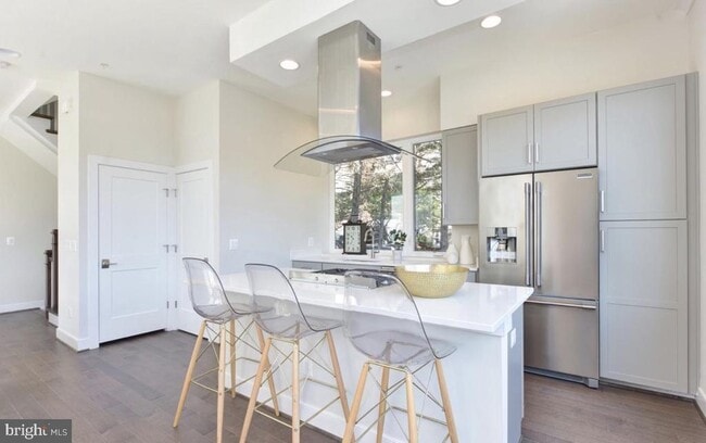 Building Photo - 2815 24th Rd S