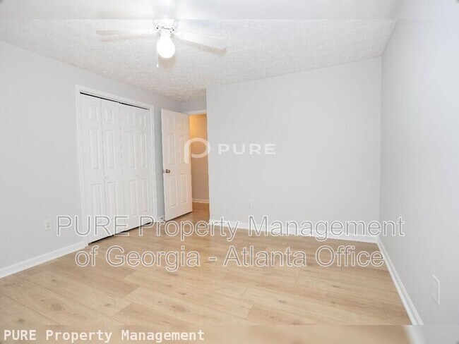 Building Photo - 2414 Leeward Ct