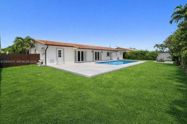 Building Photo - 6331 SW 94th Ave