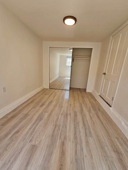 Building Photo - 2228 40th Ave