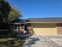 Building Photo - 312 W 5th St