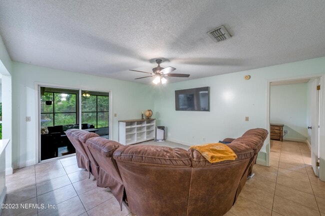 Building Photo - 2746 Grayton Ct