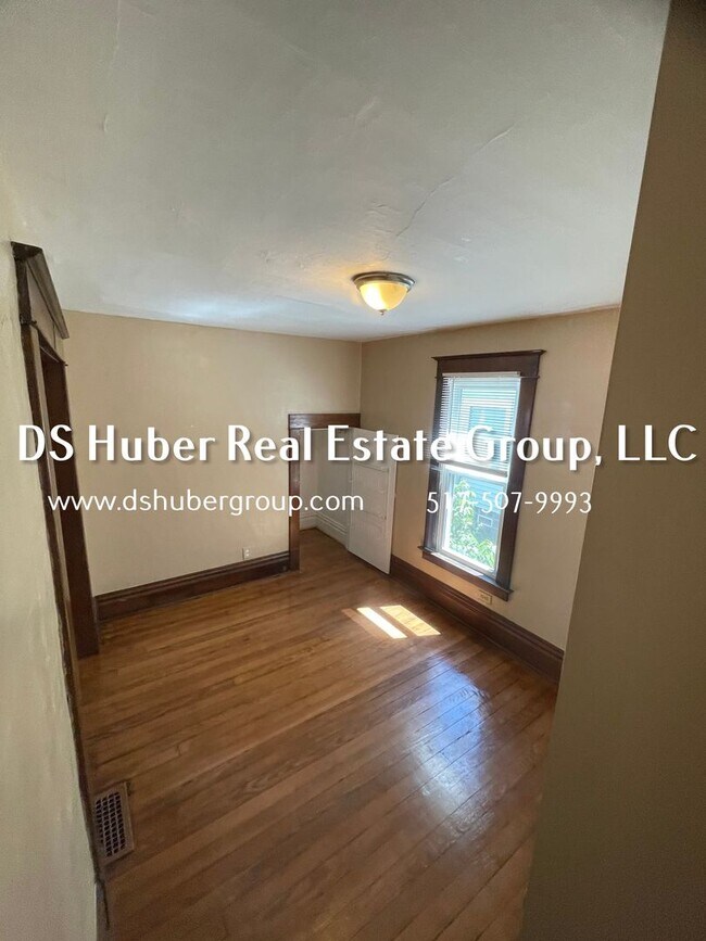 Building Photo - 132 S Magnolia Ave