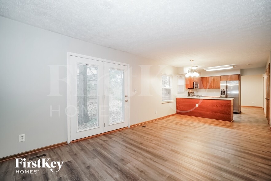 Building Photo - 819 Lindenhaven Ct