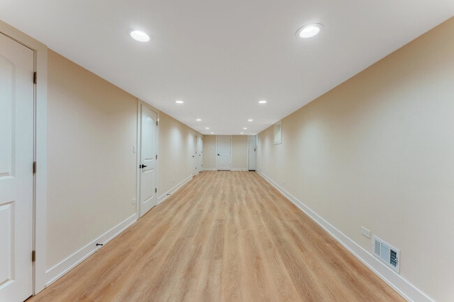 Building Photo - 6210 W 64th St