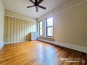 Building Photo - 2 bedroom in CHICAGO IL 60610