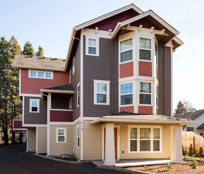 Primary Photo - 915 SW 10th St