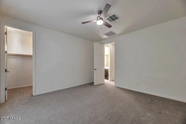 Building Photo - 3170 S Arizona Pl