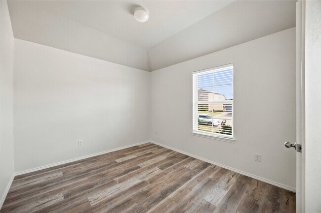 Building Photo - 22631 Busalla Trail