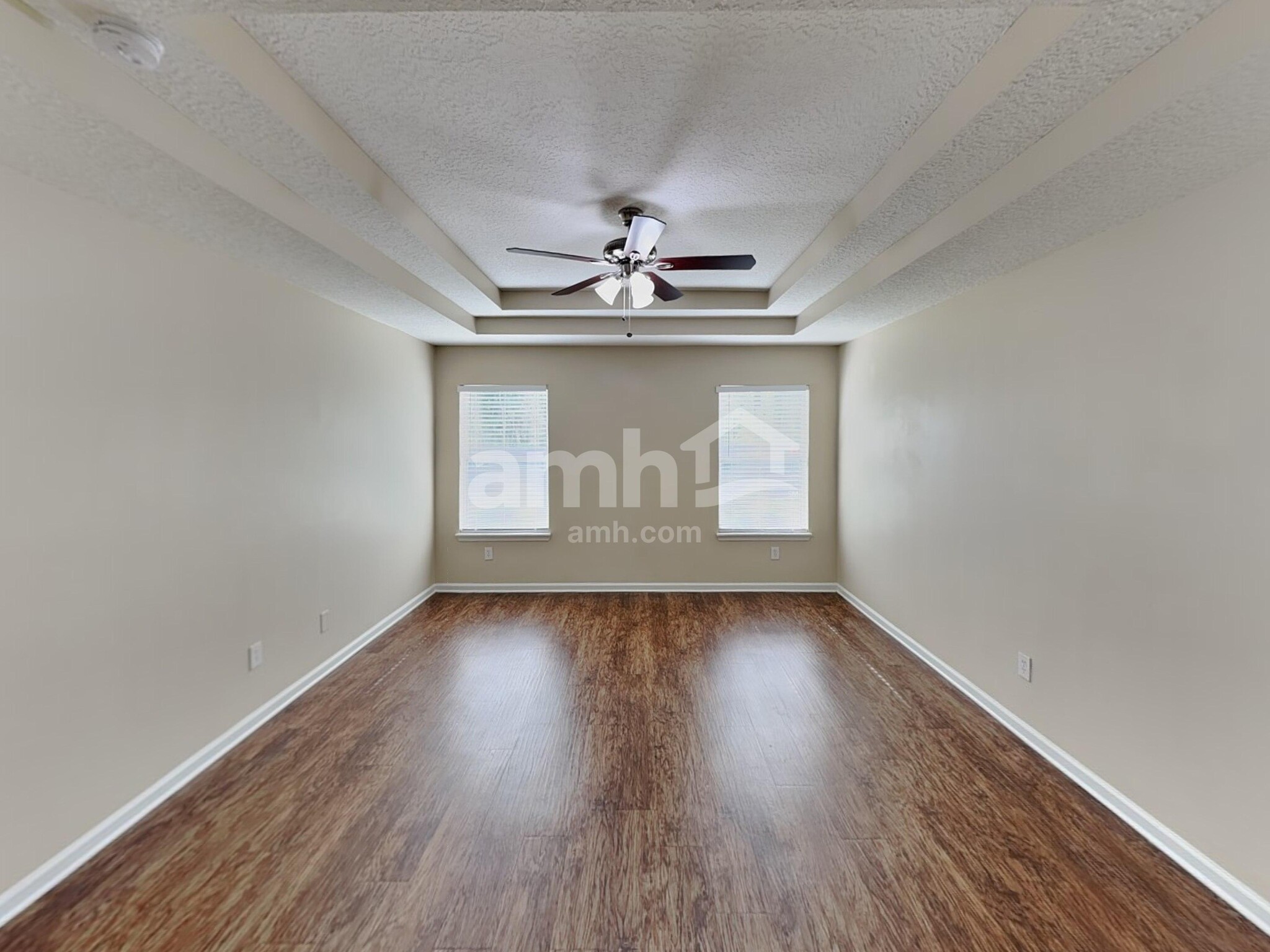 Building Photo - 14021 Golden Eagle Dr