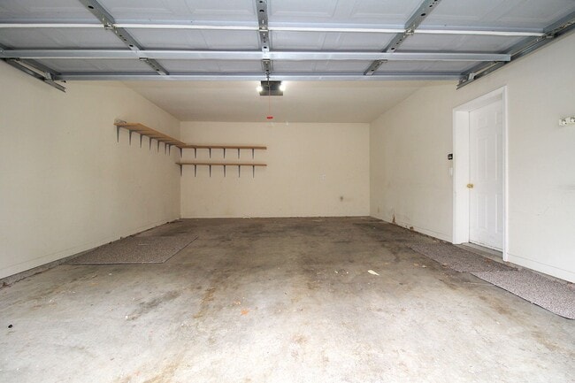 Building Photo - 1180 Northeast 63rd Way
