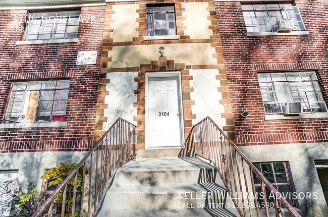 Building Photo - 3104 Gobel Ave