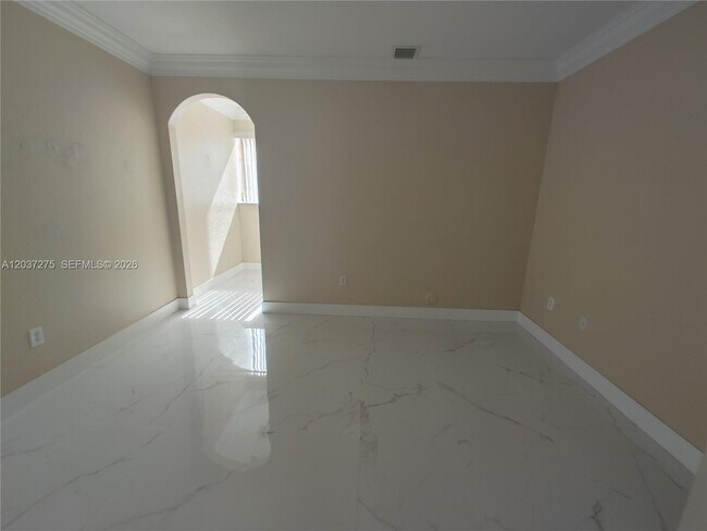 Building Photo - 21872 SW 95th Pl