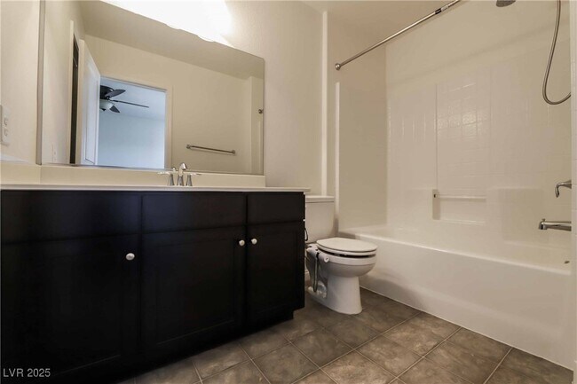 Building Photo - 1525 Spiced Wine Ave
