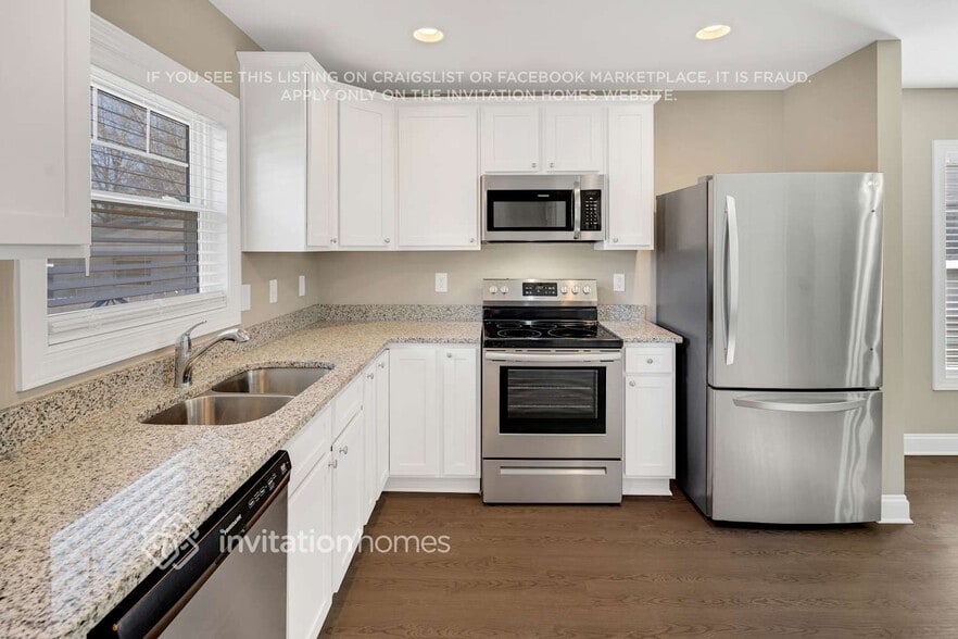 Building Photo - 298 Vance Dr NE