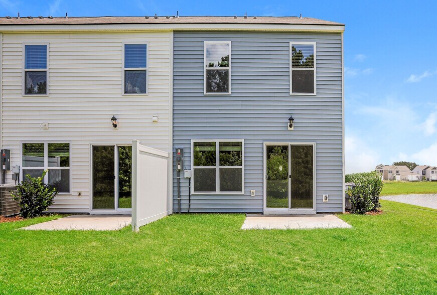 Building Photo - 107 Striker Rd