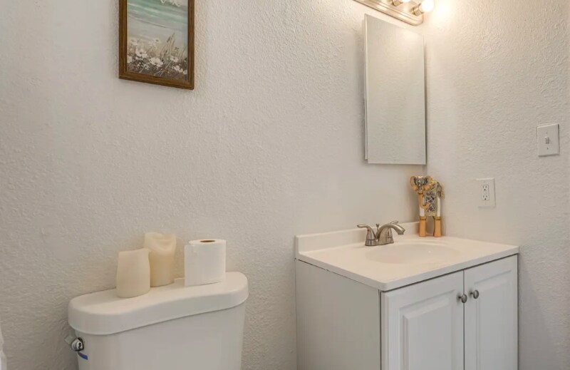 Building Photo - 1444 S 13th Ave