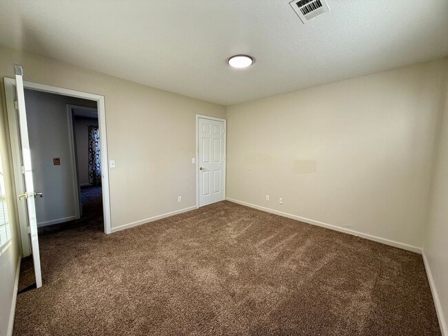 Building Photo - 3 Bedroom/2 Bathroom Home in Paragould AR - $1,275/month