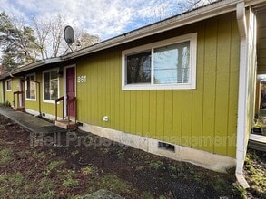 Building Photo - 861 Ellinor Ave