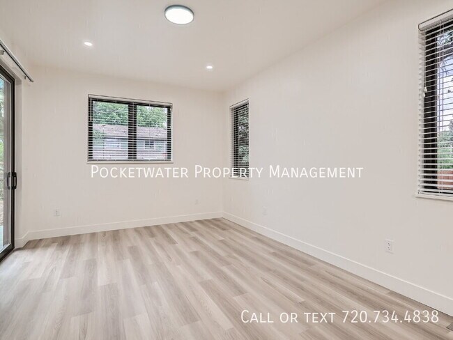 Building Photo - 3595 Darley Ave