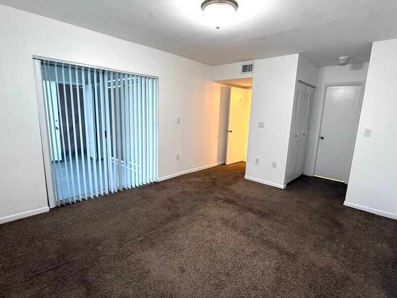 Building Photo - 8520 SW 212th St