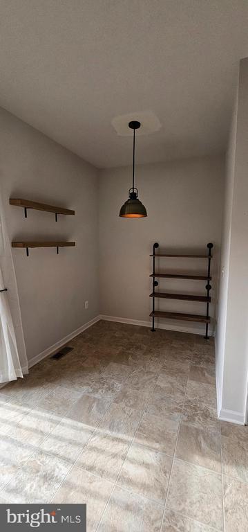 Building Photo - 126 Lindy Wy