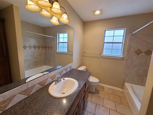 Building Photo - 4631 Bowie Dr