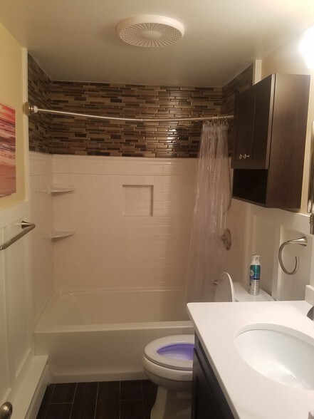 Building Photo - 1 Silvestri Cir