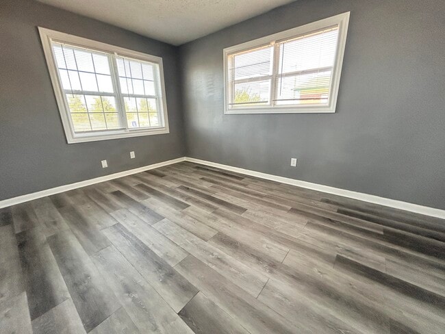 Building Photo - 5533 34th St