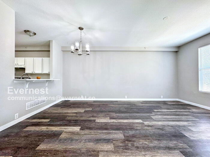 Building Photo - 9758 Laredo St.