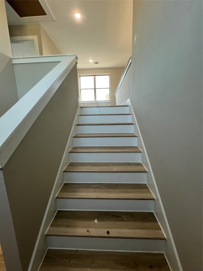 Building Photo - 2511 Martinas Ct