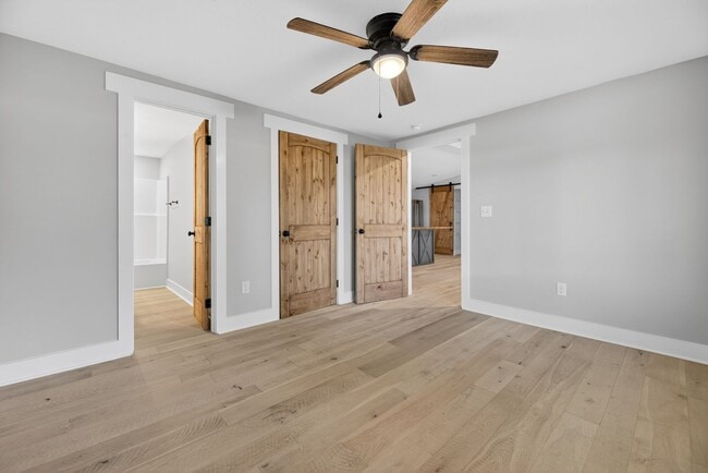 Building Photo - Beautifully Renovated Home in Southside – Prime Location!