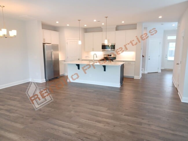 Building Photo - 238 Deardom Wy