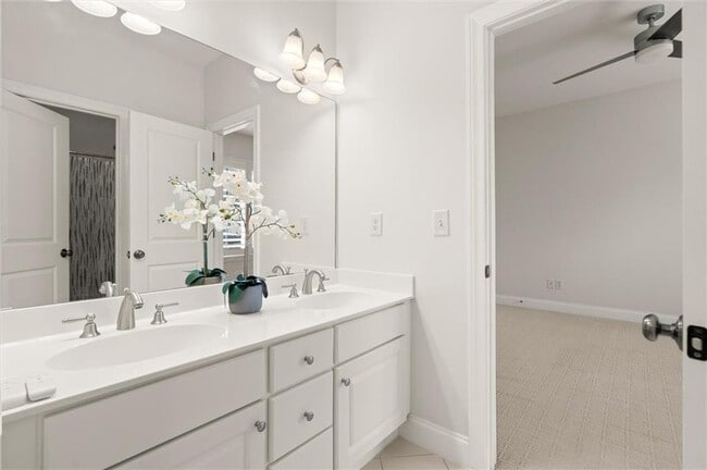 Building Photo - 2317 St Davids Square