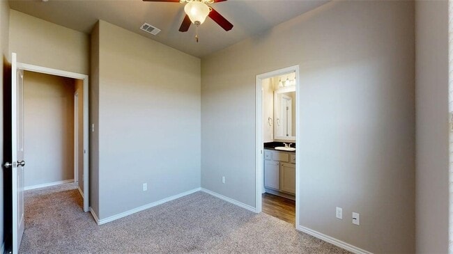 Building Photo - 3519 Summerway Dr