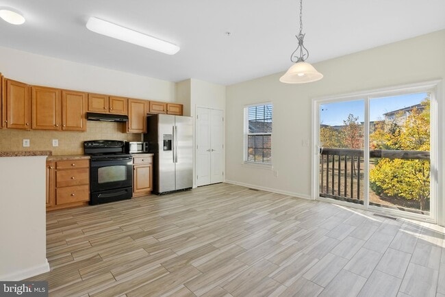 Building Photo - 407 Susan Cir