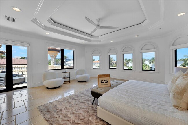 Building Photo - 1011 Rhodes Villa Ave