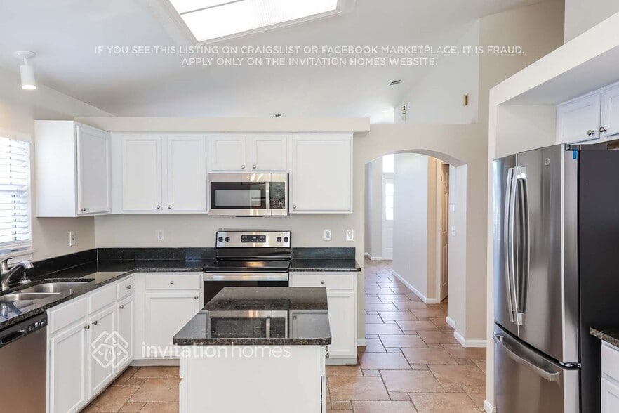 Building Photo - 1554 Roseberry Ct