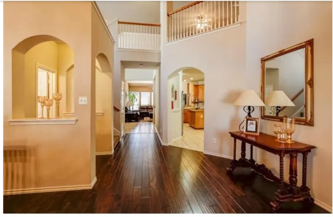 Building Photo - 3163 Guadaloupe