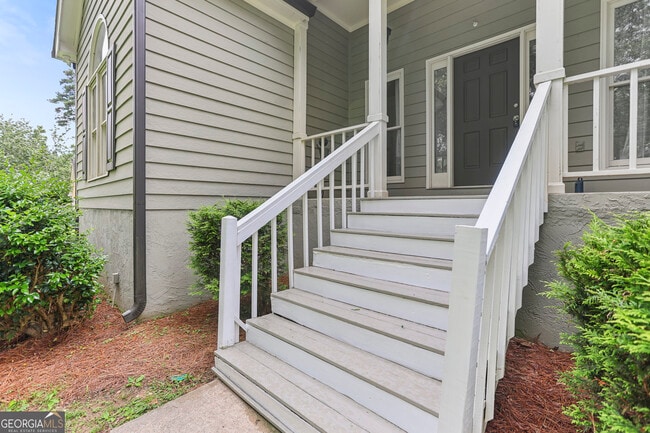 Building Photo - 70 Indian Bluff Dr