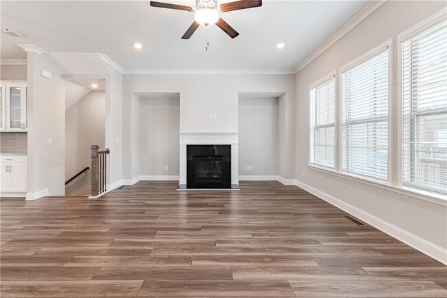 Building Photo - 5051 Pinckney Ln