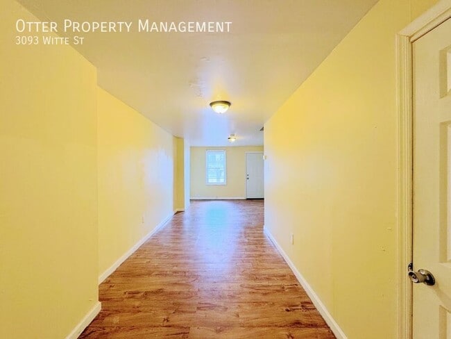 Building Photo - 3093 Witte St