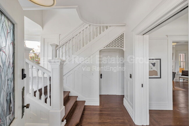 Building Photo - 1729 Milvia St